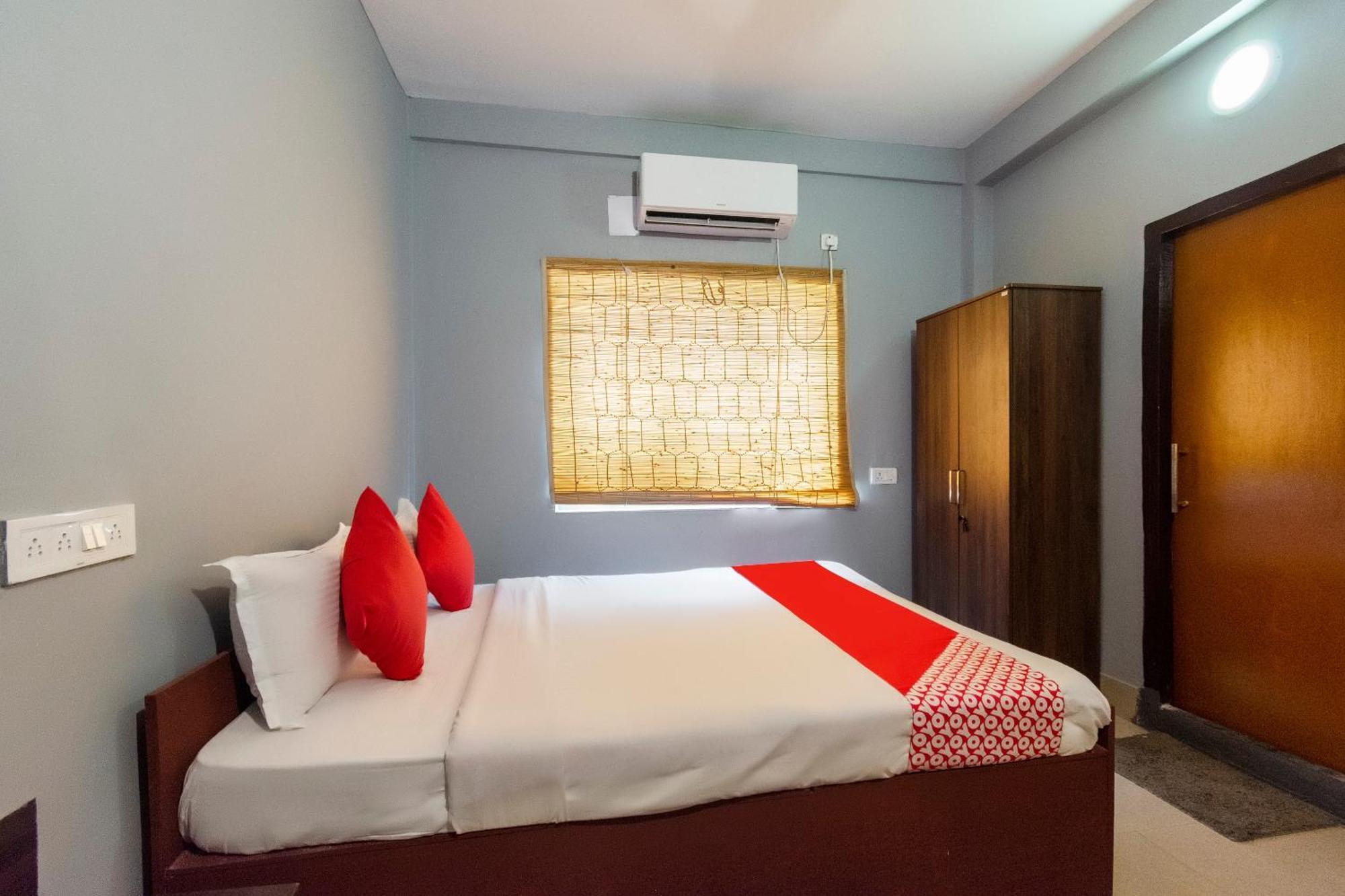 O Binayak Hotel 3*